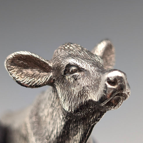 英國純銀微型小牛雕像,140 克,JB Plating Co.